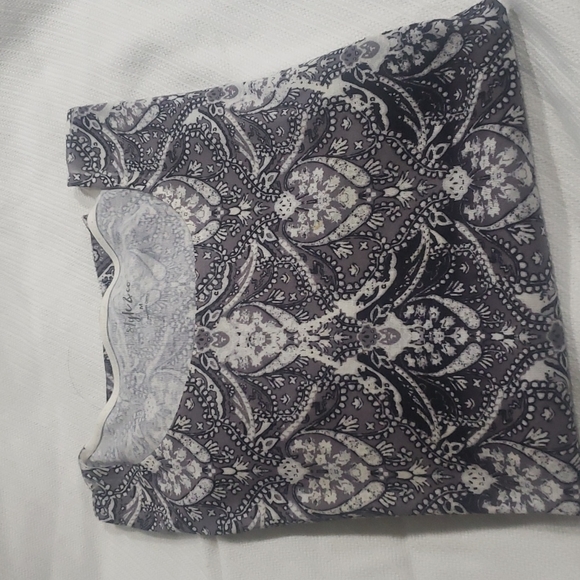 Top - Picture 8 of 8